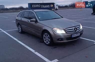 Універсал Mercedes-Benz C-Class 2010 в Кропивницькому