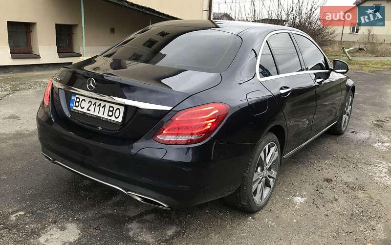 Седан Mercedes-Benz C-Class 2015 в Львові