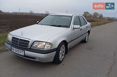 Седан Mercedes-Benz C-Class 1996 в Хороле