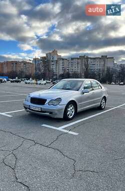 Седан Mercedes-Benz C-Class 2000 в Броварах