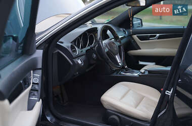 Универсал Mercedes-Benz C-Class 2012 в 