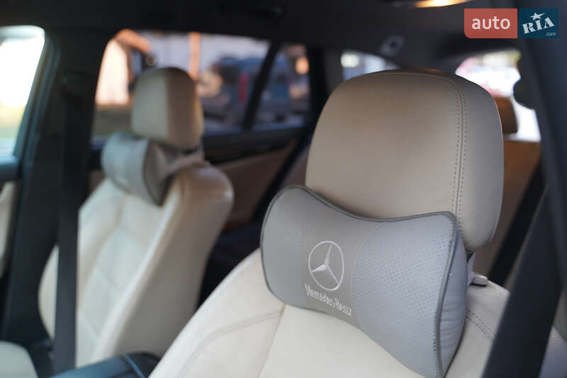 Універсал Mercedes-Benz C-Class 2012 в Івано-Франківську