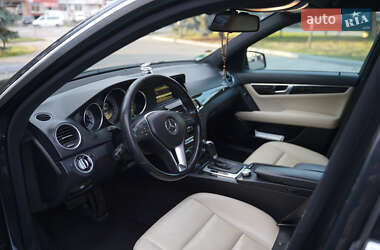 Универсал Mercedes-Benz C-Class 2012 в 