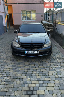 Универсал Mercedes-Benz C-Class 2010 в 