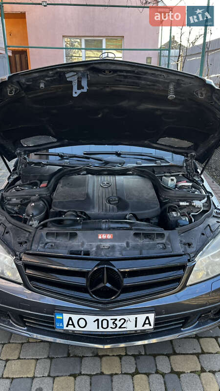 Универсал Mercedes-Benz C-Class 2010 в Мукачево фото 21 Универсал Mercedes-Benz C-Class 2010 в Мукачево