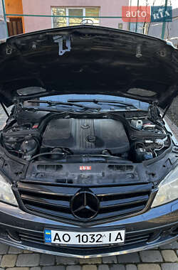 Универсал Mercedes-Benz C-Class 2010 в 