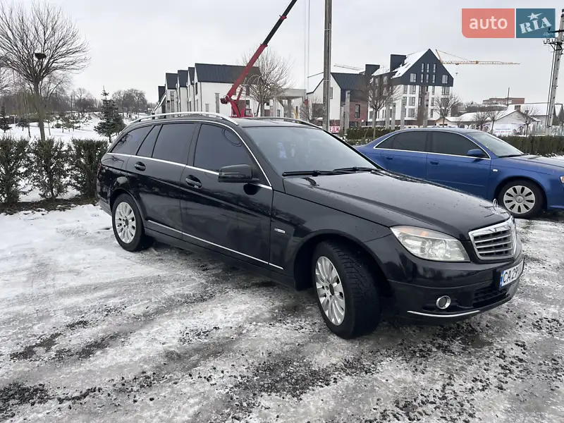 Универсал Mercedes-Benz C-Class 2011 в 
