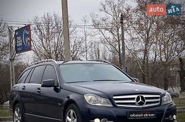 Универсал Mercedes-Benz C-Class 2012 в Николаеве