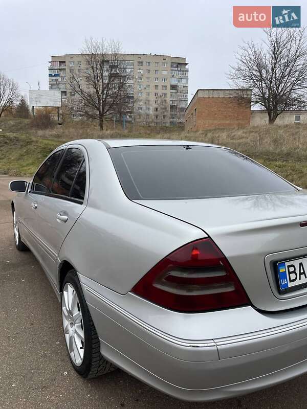 Седан Mercedes-Benz C-Class 2001 в Смолином