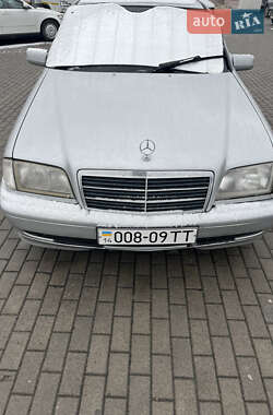 Седан Mercedes-Benz C-Class 1997 в Стрию