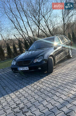 Универсал Mercedes-Benz C-Class 2002 в Тернополе