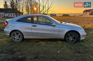 Купе Mercedes-Benz C-Class 2003 в Гусятині