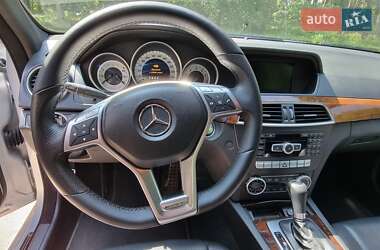 Седан Mercedes-Benz C-Class 2012 в Киеве