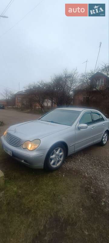 Седан Mercedes-Benz C-Class 2001 в Бурштині