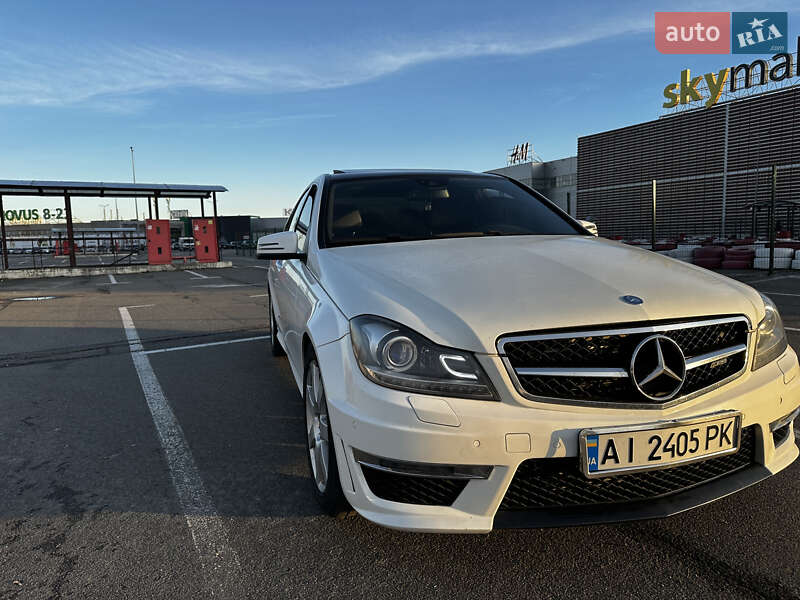 Седан Mercedes-Benz C-Class 2012 в Киеве