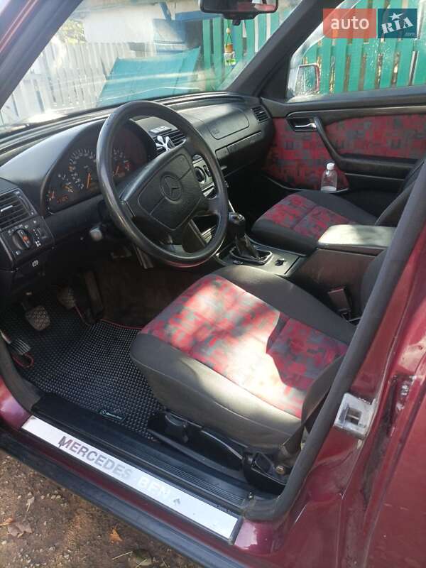 Седан Mercedes-Benz C-Class 1997 в Житомире