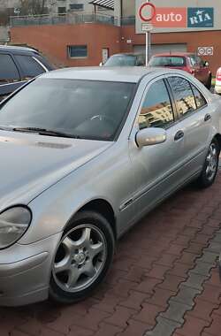 Седан Mercedes-Benz C-Class 2000 в Радивиліві