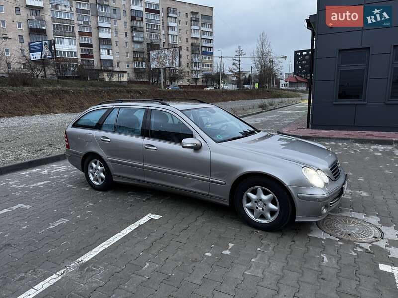 Универсал Mercedes-Benz C-Class 2006 в Тернополе