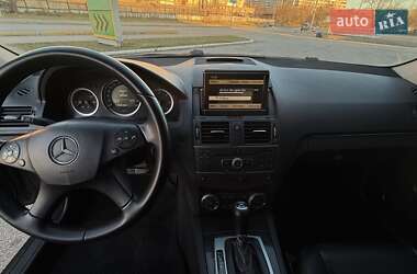 Седан Mercedes-Benz C-Class 2010 в Запоріжжі