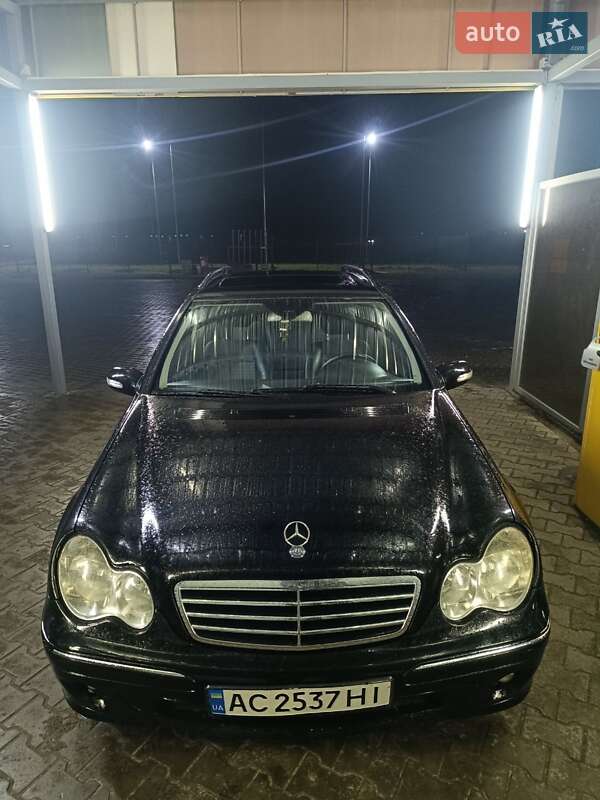 Универсал Mercedes-Benz C-Class 2005 в Луцке