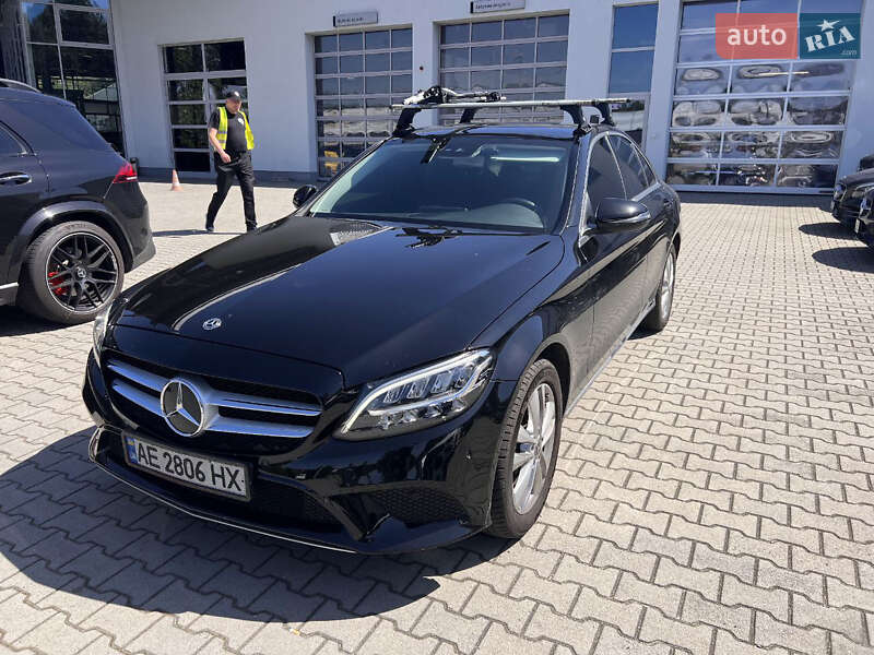 Седан Mercedes-Benz C-Class 2018 в Днепре