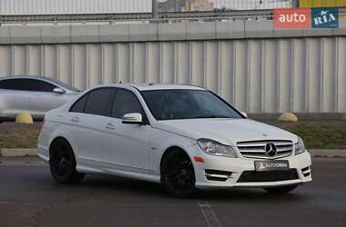 Седан Mercedes-Benz C-Class 2012 в Киеве