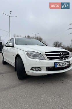 Седан Mercedes-Benz C-Class 2010 в Києві