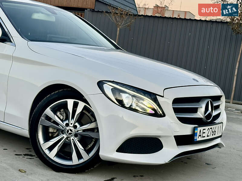 Седан Mercedes-Benz C-Class 2017 в Павлограде