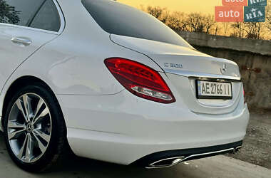 Седан Mercedes-Benz C-Class 2017 в 