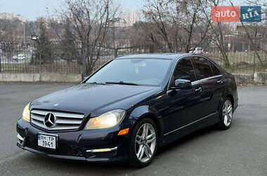 Седан Mercedes-Benz C-Class 2011 в Києві