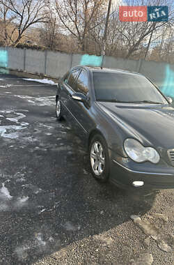 Седан Mercedes-Benz C-Class 2001 в 