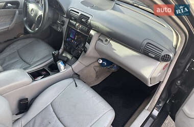 Седан Mercedes-Benz C-Class 2001 в 