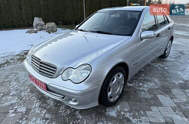 Седан Mercedes-Benz C-Class 2005 в Івано-Франківську