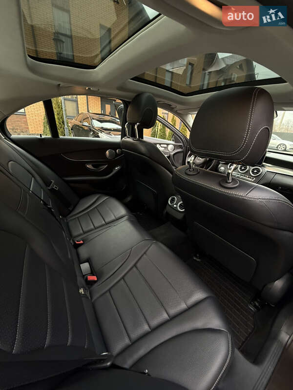 Седан Mercedes-Benz C-Class 2015 в Виннице