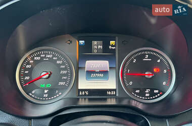 Седан Mercedes-Benz C-Class 2015 в 
