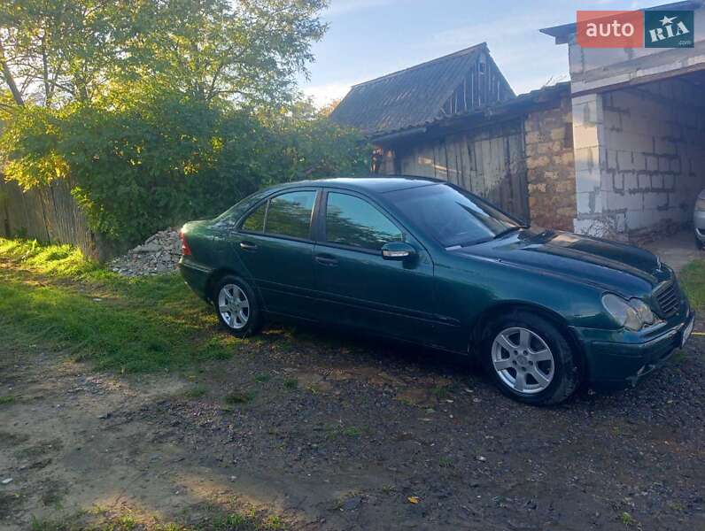Седан Mercedes-Benz C-Class 2001 в Одессе
