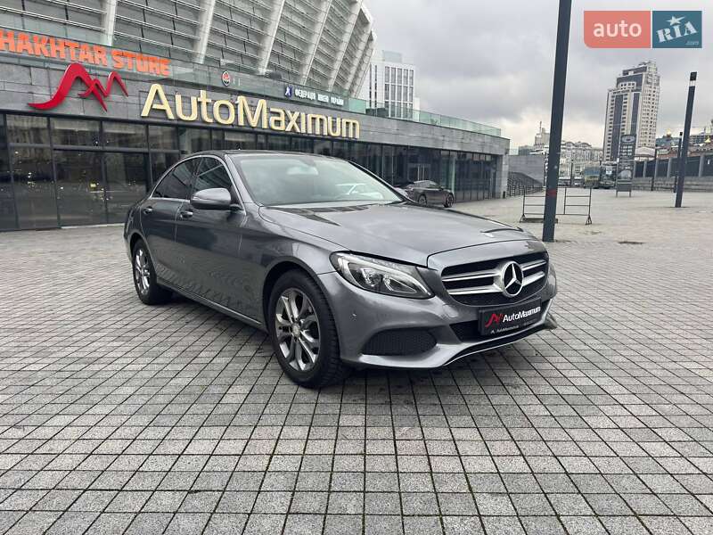 Mercedes-Benz C-Class 2017