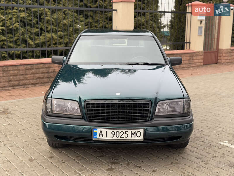 Седан Mercedes-Benz C-Class 1997 в Василькові