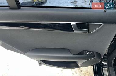 Универсал Mercedes-Benz C-Class 2011 в 