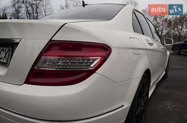 Седан Mercedes-Benz C-Class 2012 в 