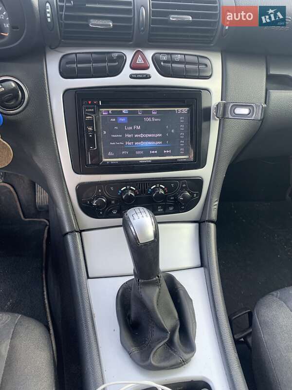 Седан Mercedes-Benz C-Class 2000 в Луцке