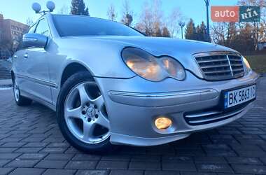 Універсал Mercedes-Benz C-Class 2004 в Рівному