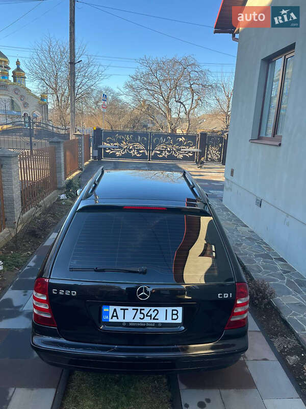Универсал Mercedes-Benz C-Class 2005 в Ивано-Франковске фото 9 Универсал Mercedes-Benz C-Class 2005 в Ивано-Франковске