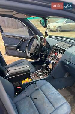 Седан Mercedes-Benz C-Class 1996 в 