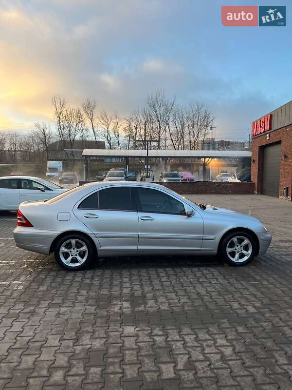 Седан Mercedes-Benz C-Class 2003 в Хмельницком