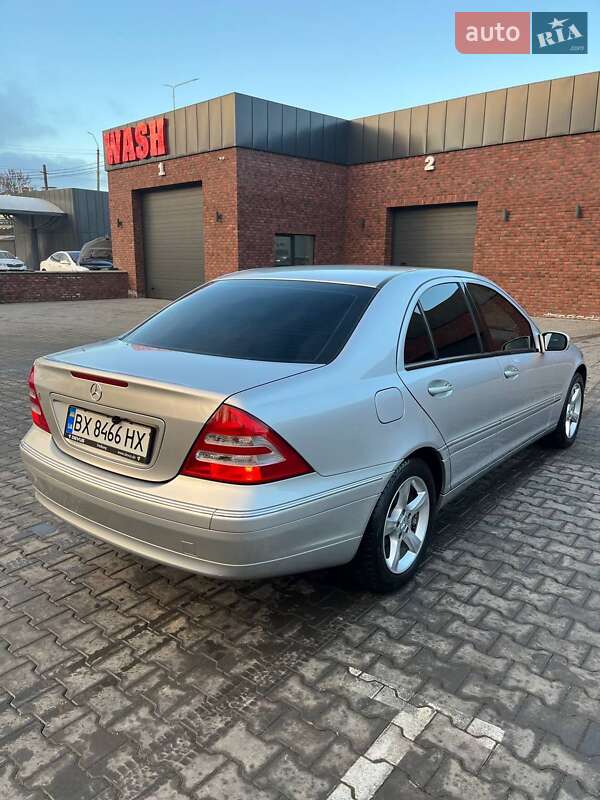 Седан Mercedes-Benz C-Class 2003 в Хмельницком