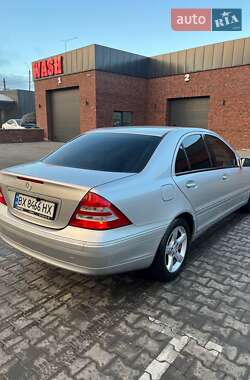 Седан Mercedes-Benz C-Class 2003 в 