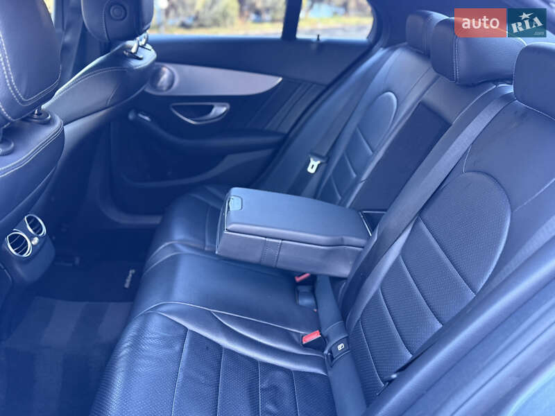 Седан Mercedes-Benz C-Class 2018 в Самборе