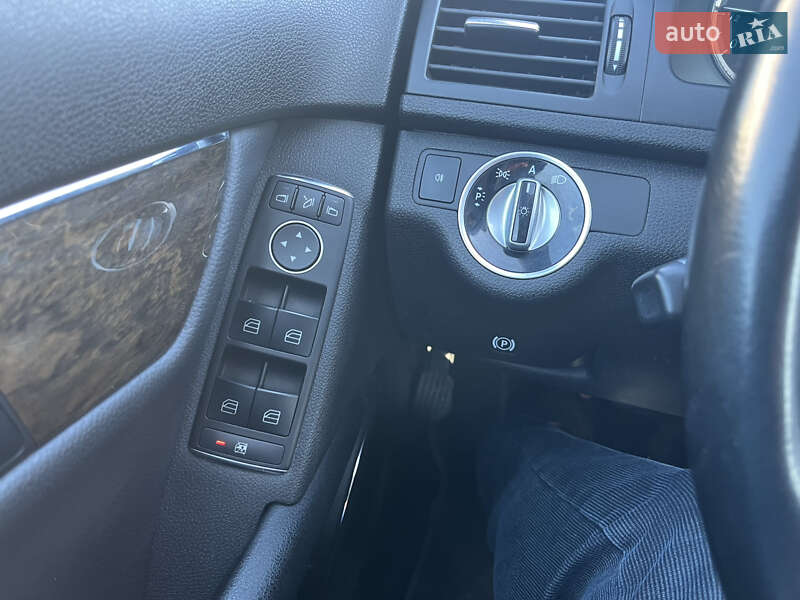 Универсал Mercedes-Benz C-Class 2010 в Гайвороне