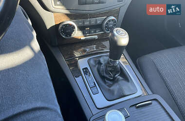 Универсал Mercedes-Benz C-Class 2010 в 